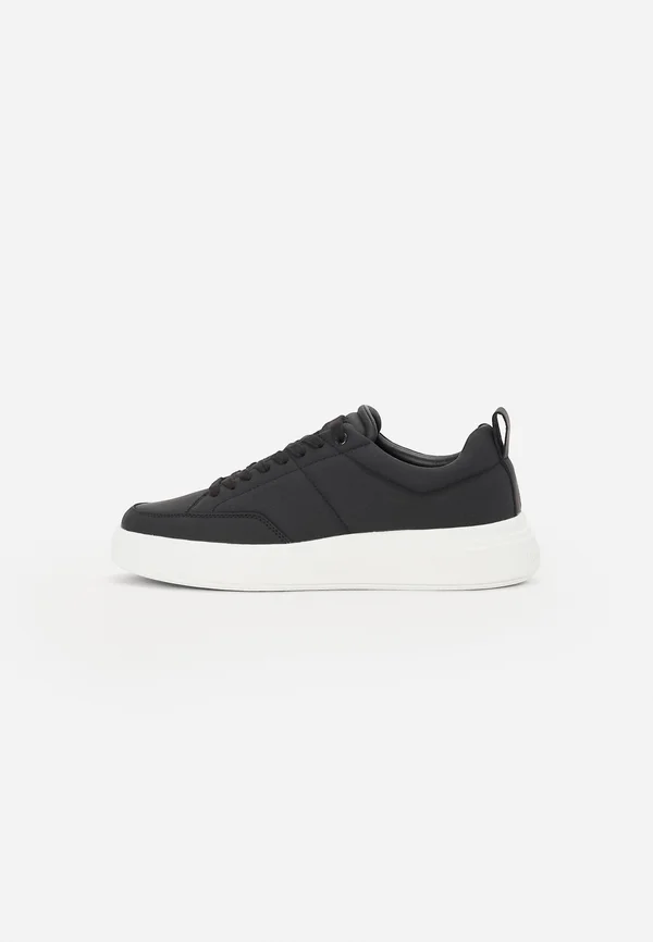LOW TOP LACE UP - Sneaker low - black