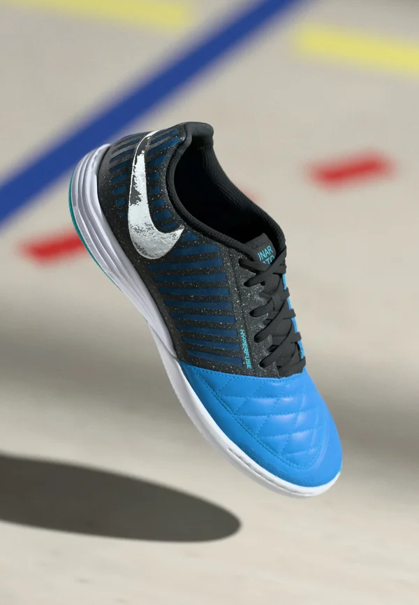 LUNAR GATO - Indoor-Fußballschuhe - metallic silver-coloured/black/neptune blue