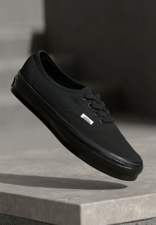 LX AUTHENTIC 44 - Sneaker low - black