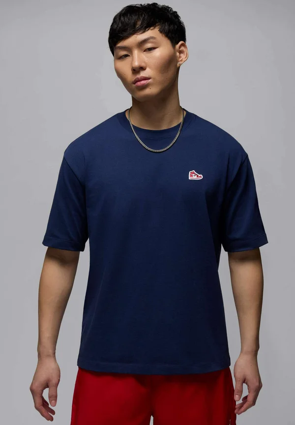 M J BRND BR SNKR PCH SS CRW - T-Shirt print - midnight navy white