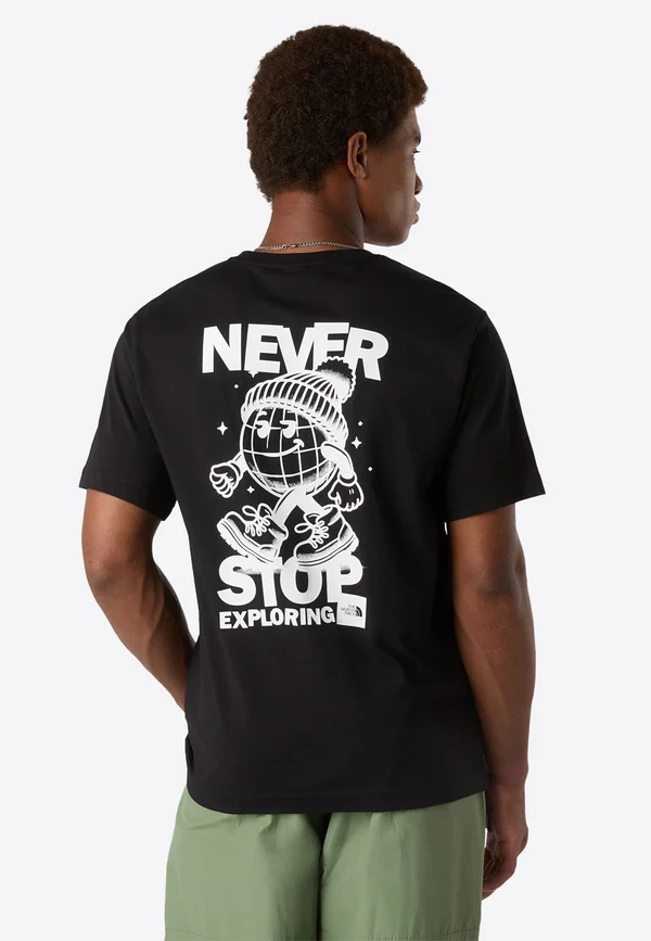 M NSE GLOBE RELAXED SS TEE - T-Shirt print - tnf black/white dune