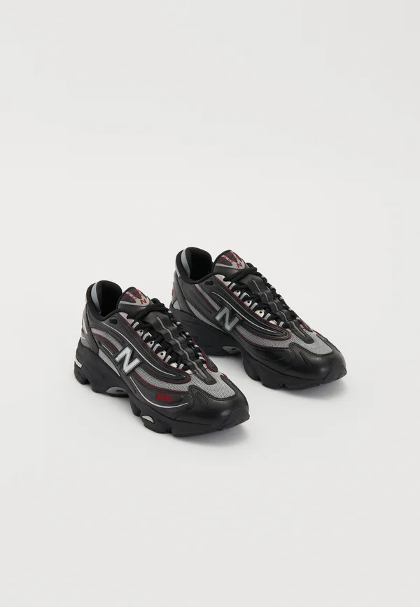 M1000 UNISEX - Sneaker low - black/red