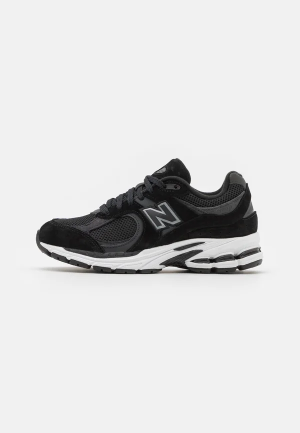 M2002 UNISEX - Sneaker low - black