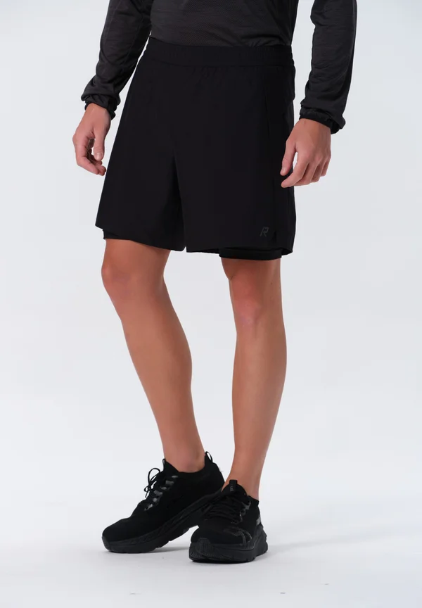 MAANINKA - Kurze Sporthose - schwarz