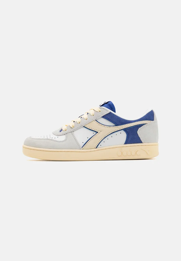 MAGIC BASKET UNISEX - Sneaker low - white/blue eyes