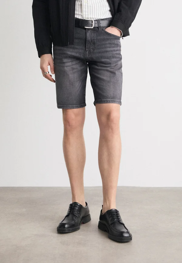 MAINE - Straight Leg - Jeans Shorts - charcoal