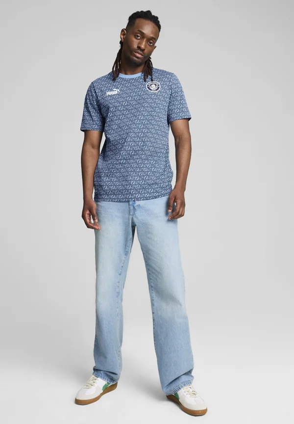 MANCHESTER CITY - Vereinsmannschaften - team light blue white