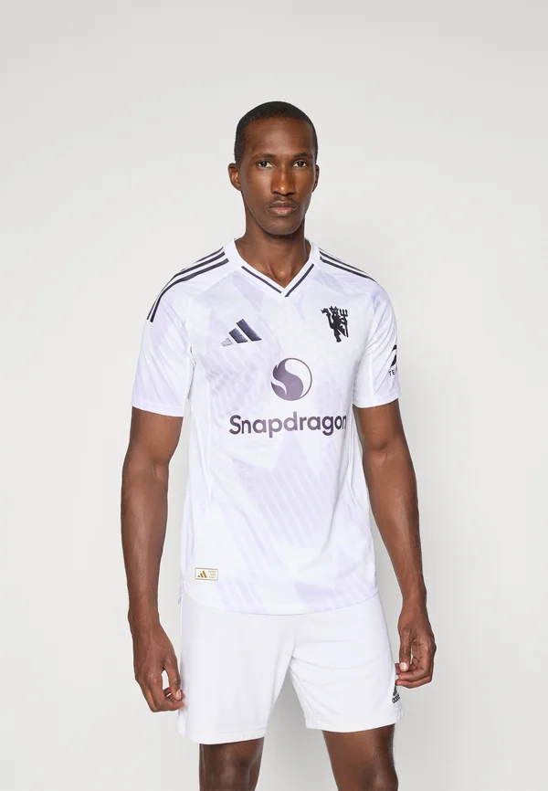 MANCHESTER UNITED 25/26 AWAY JERSEY AUTHENTIC - Fußball-Trikot - white