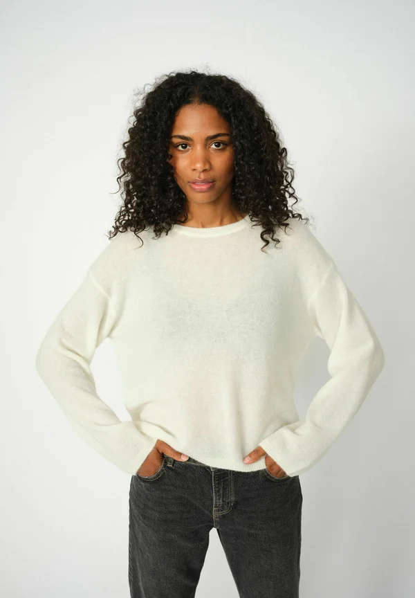 MAPE O NECK - Strickpullover - ecru