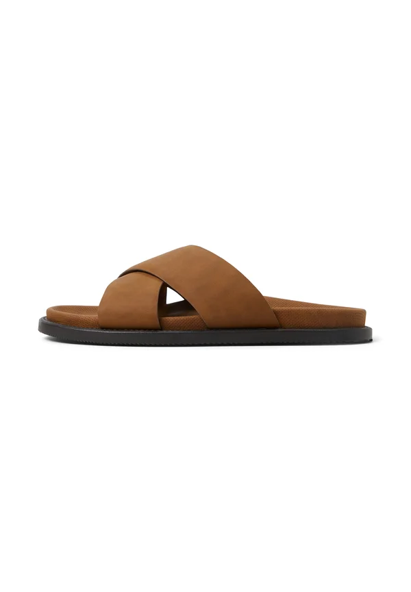MARRIN - Pantolette flach - cognac