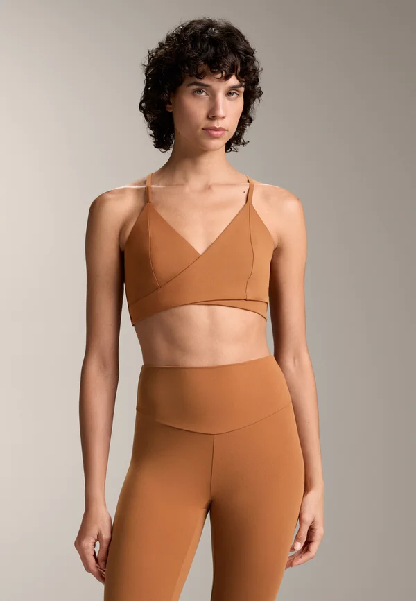 MEDIUM-SUPPORT COMFORTLUX CROSSOVER WITH CUPS - Sport-BH mit mittlerer Stützkraft - mottled bordeaux