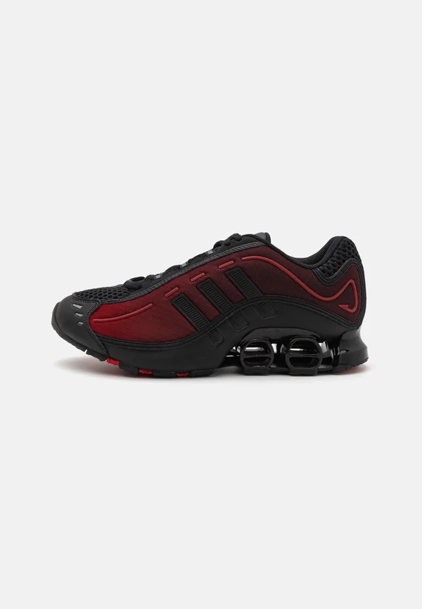 MEGARIDE O1 - Sneaker low - better scarlet/core black/iron metallic