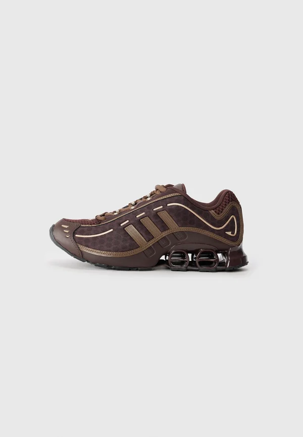 MEGARIDE O1 UNISEX - Sneaker low - dark brown/black