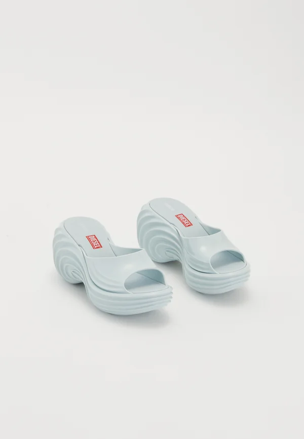 MELISSA QUANTUM PLATFORM X DIESEL AD. - Pantolette hoch - light blue
