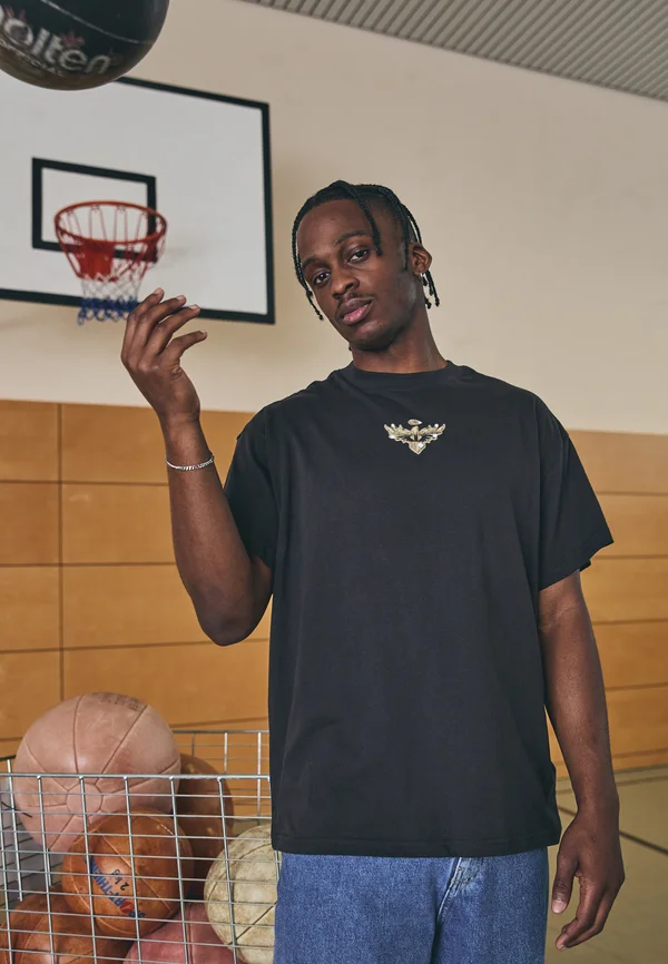 MELO ALWAYZ ON 1 TEE - T-Shirt print - black