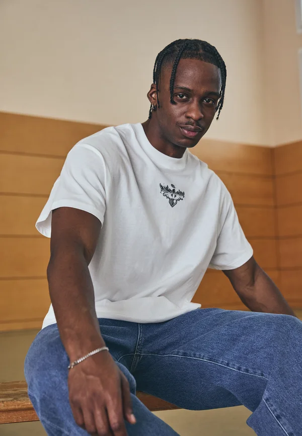 MELO ALWAYZ ON 1 TEE - T-Shirt print - white