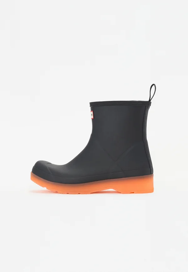 MENS PLAY SHORT BOOT - Gummistiefel - black/coral rose