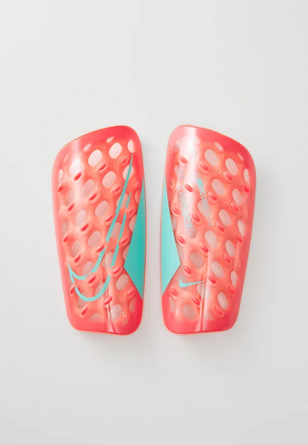 MERCURIAL FLYLITE SUPERLOCK UNISEX - Schienbeinschoner - ember glow/aurora green
