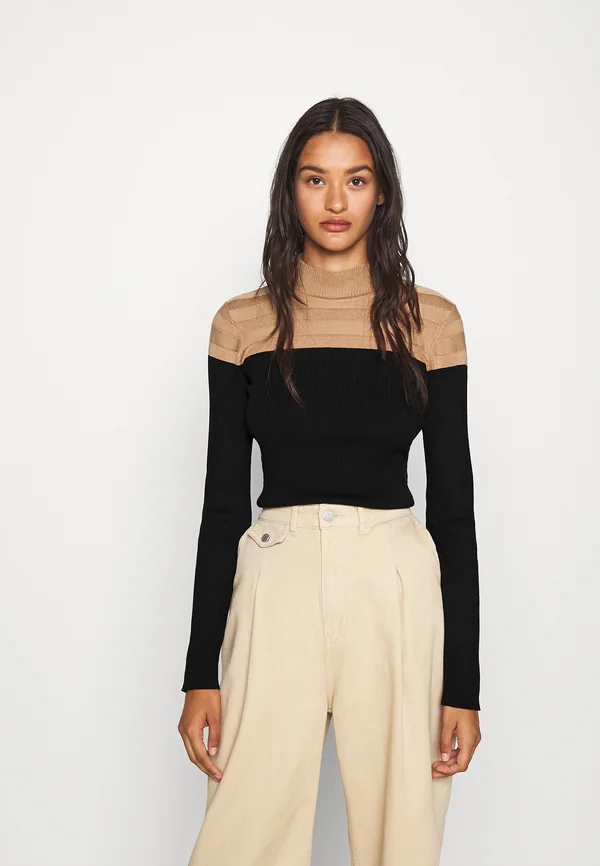 MICO - Strickpullover - camel/noir