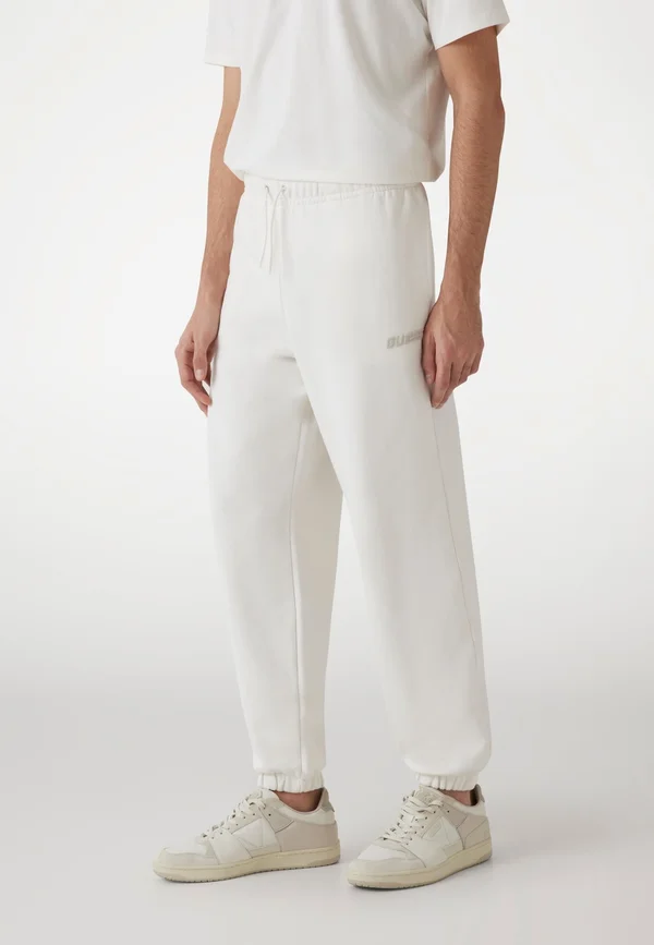 MID WAIST JOGGING - Jogginghose - weiß
