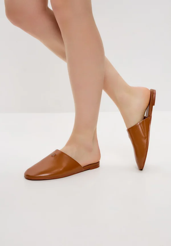 MINIMALIST COMFORTABLE - Pantolette flach - brown