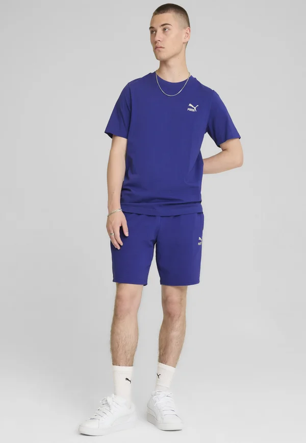 MIT KLEINEM LOGO - T-Shirt basic - lapis lazuli