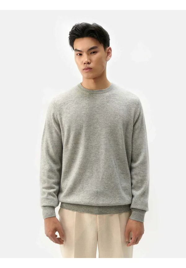 MIT R-AUSSCHNITT - Strickpullover - mk