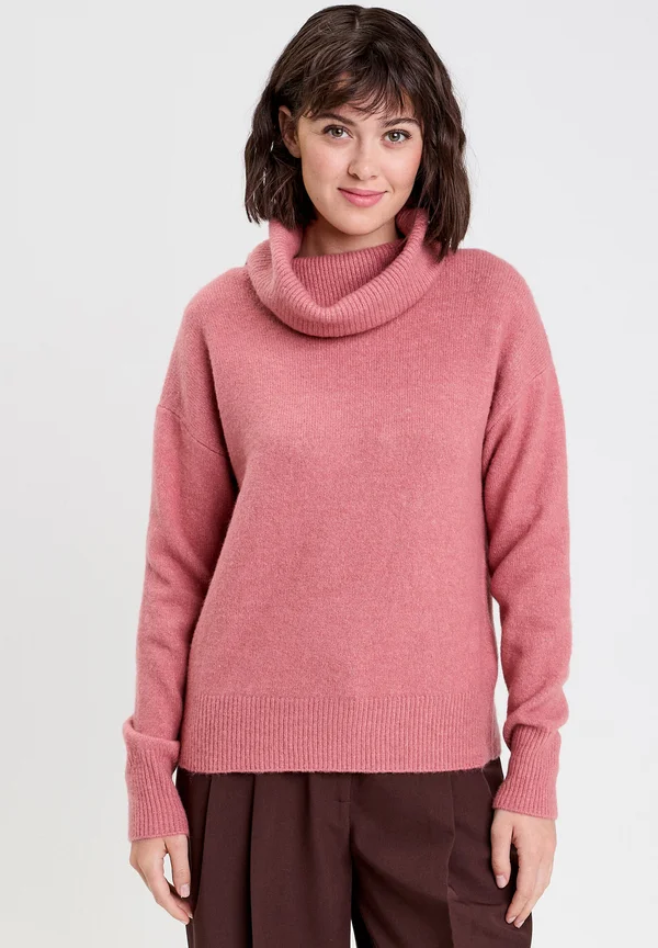 MIT ROLLKRAGEN - Strickpullover - rose