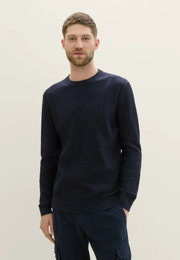 MIT RUNDHALSAUSSCHNITT - Strickpullover - knitted navy melange