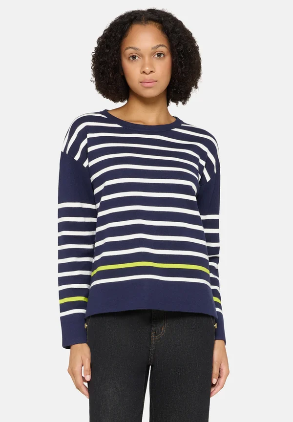 MIT RUNDHALSAUSSCHNITT - Strickpullover - weiß blau