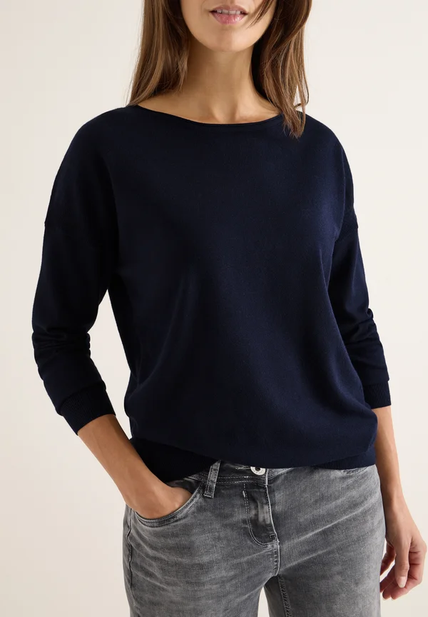 MIT STRUKTURDETAIL - Strickpullover - blau