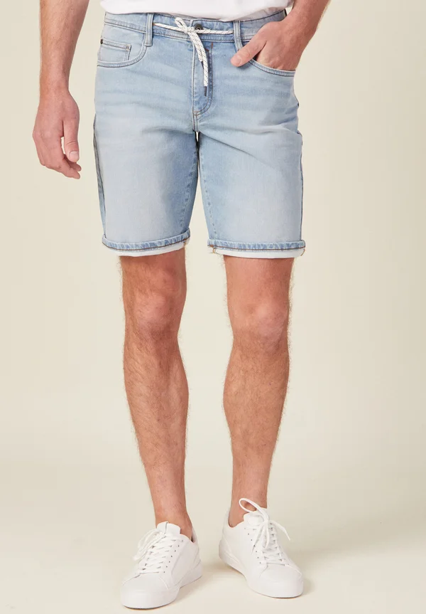MIT ULTRA-STRETCH - Jeans Shorts - denim bleach