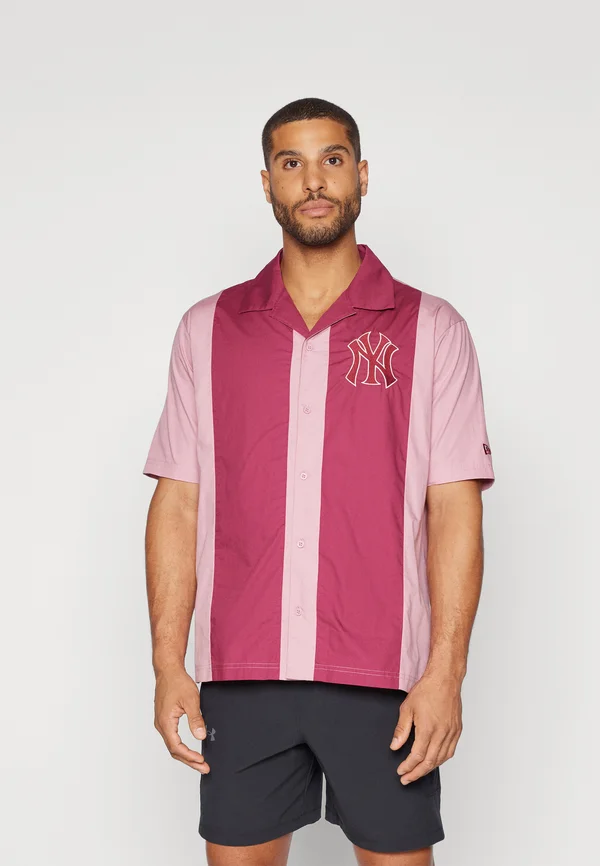 MLB NEW YORK YANKEES STRIPE REVERE SHIRT - Hemd - pink