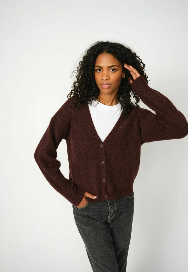 MMTHORA - Strickjacke - fudge