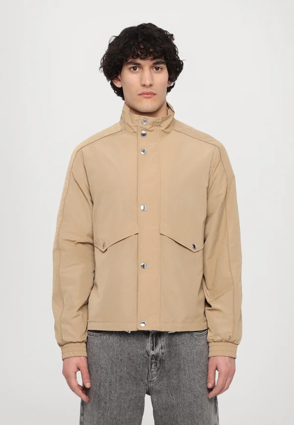 MOCK NECK - Leichte Jacke - cafe