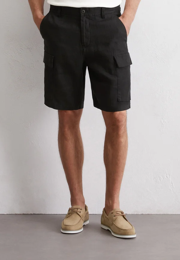 MODEL EKSJÖ CARGO - Shorts - black