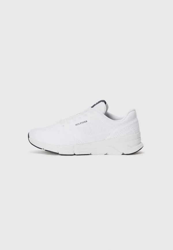 MODERN COMFORT RUN - Sneaker low - white