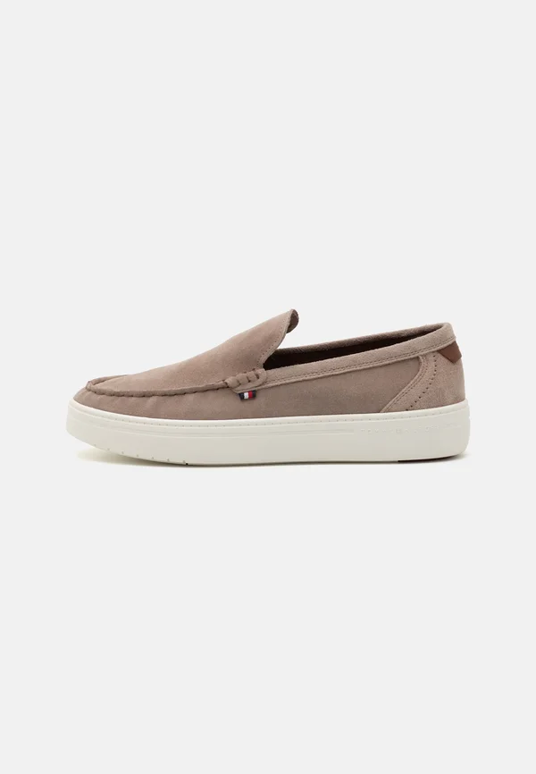 MODERN LIGHT HYBRID LOAFER - Slipper - coastal taupe