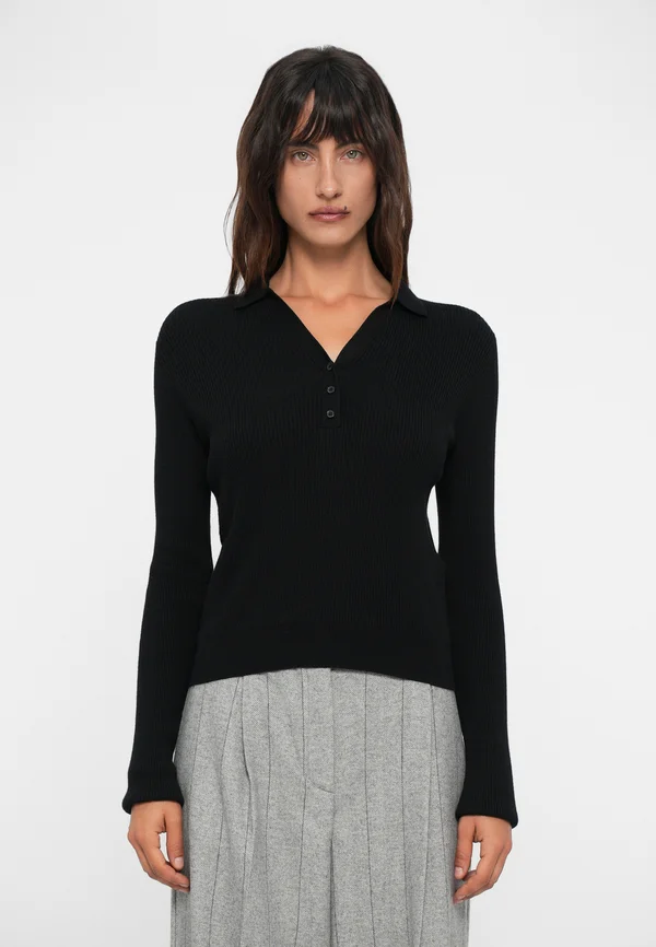 MOIRA - Strickpullover - black