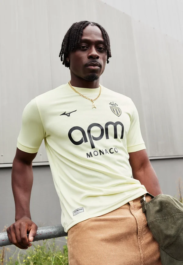 MONACO  - Vereinsmannschaften - wax yellow