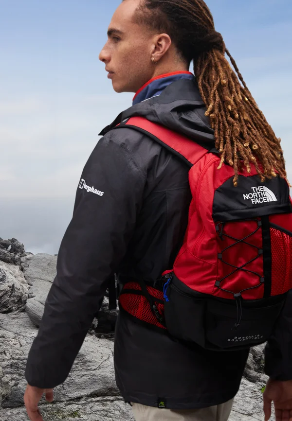 MOUNTAIN GUIDE HYPER ALPHA JACKET - Hardshelljacke - grey/jet black