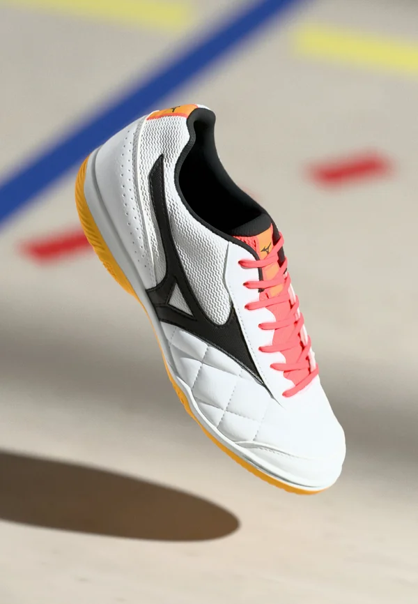 MRL SALA CLUB IN - Indoor-Fußballschuhe - white/black/chinese red