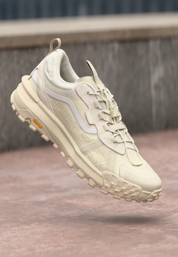 MTE CROSSPATH XC GORE TEX UNISEX - Sneaker low - white