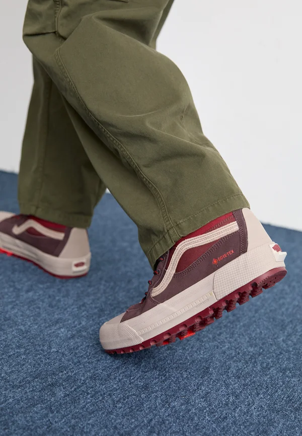 MTE SK8-HI GORE TEX UNISEX - Sneaker high - bitter chocolate
