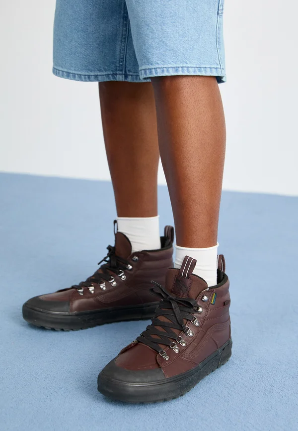MTE SK8-HI WATERPROOF UNISEX - Snowboot/Winterstiefel - chocolate/black