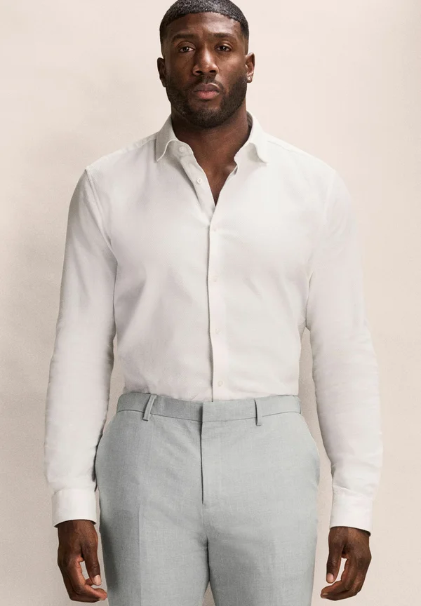 MUSCLE FIT TEXTURED - Businesshemd - white