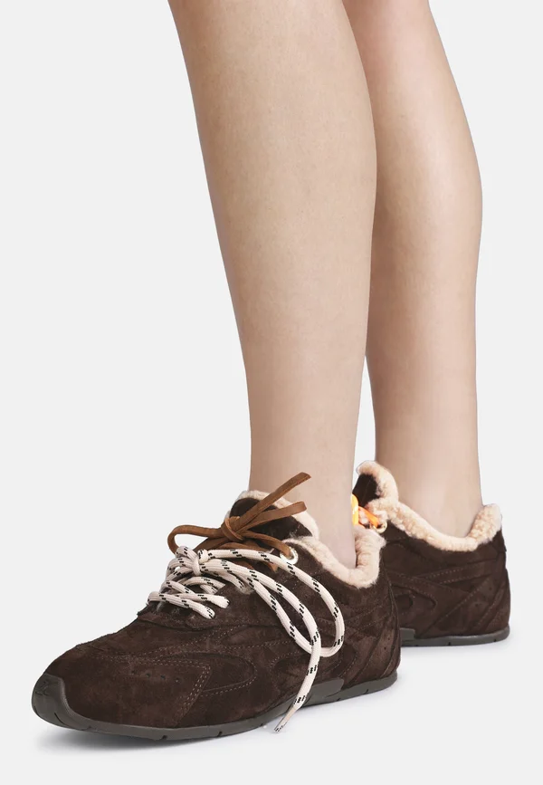 MYR - Sneaker low - coffee bean