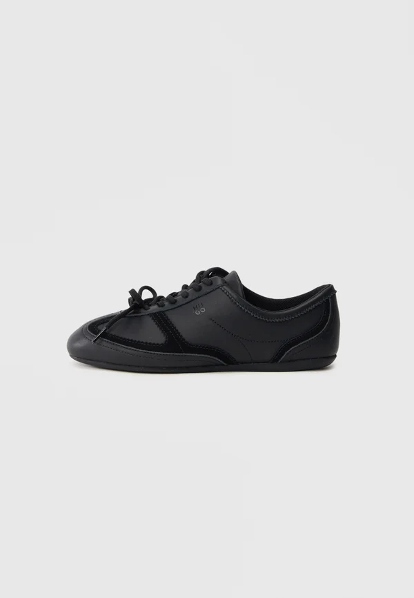 MYSTIE LOWP - Sneaker low - black