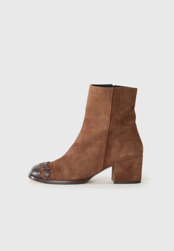 NADIA - Ankle Boot - brown