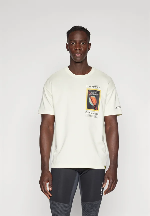 NAT GEO AEROREADY GRAPHIC - Sport T-Shirt - ivory